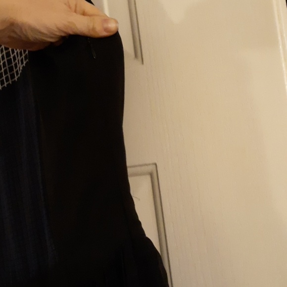 Halogen Women's Black, White & Blue Dress. - Picture 5 of 8